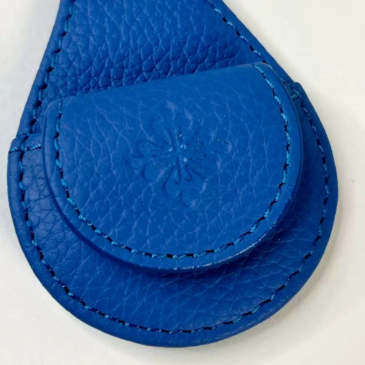 Patek Philippe Genève Blue Leather Calatrava Key Holder with Gold